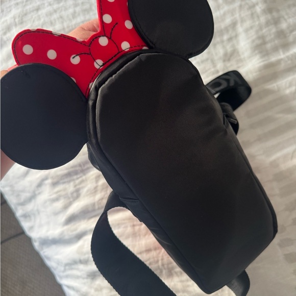 Disney collab- corkcicle sling - Picture 4 of 4